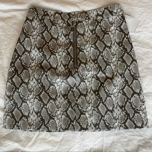 NEW Divided H&M Snake print mini skirt